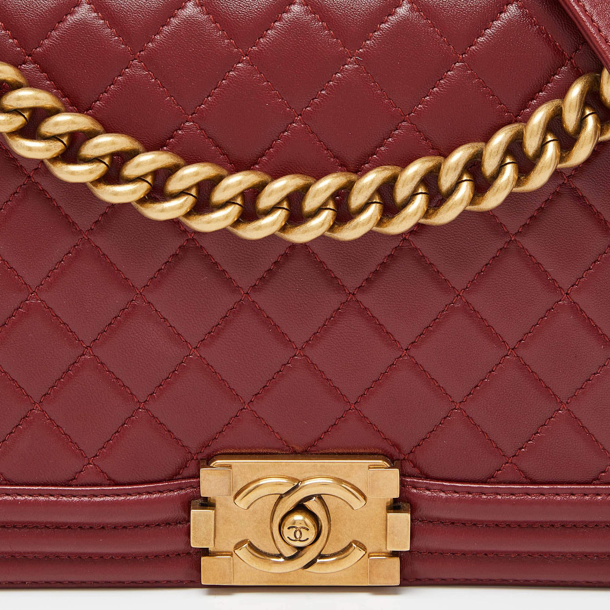 Chanel Red Quilted Leather New Medium Boy Shoulder Bag For Sale 3