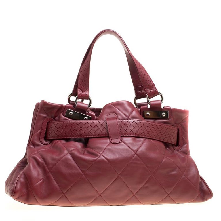 Chanel Red Quilted Leather Tote For Sale at 1stDibs