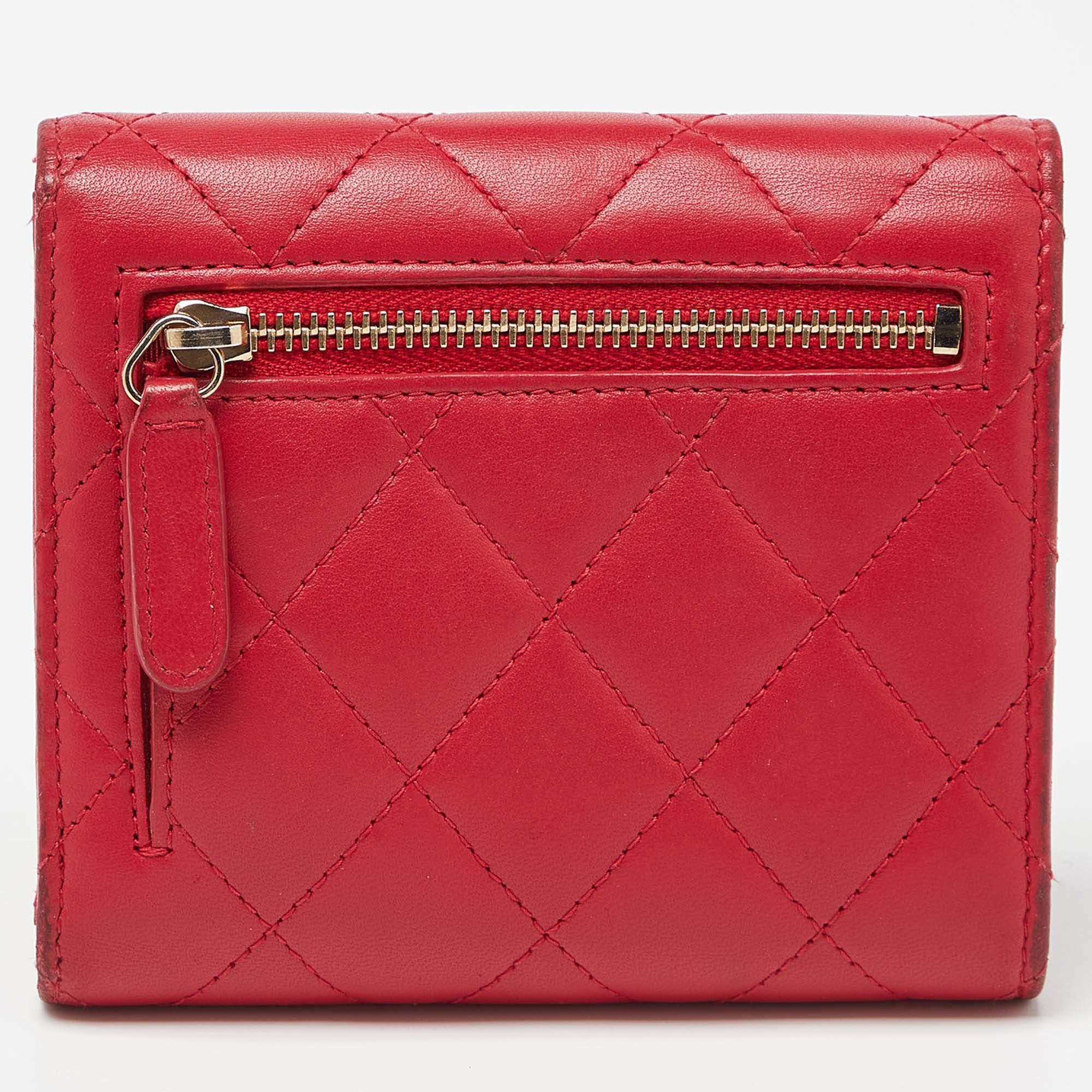 Chanel Red Quilted Leather Trifold CC Wallet 1