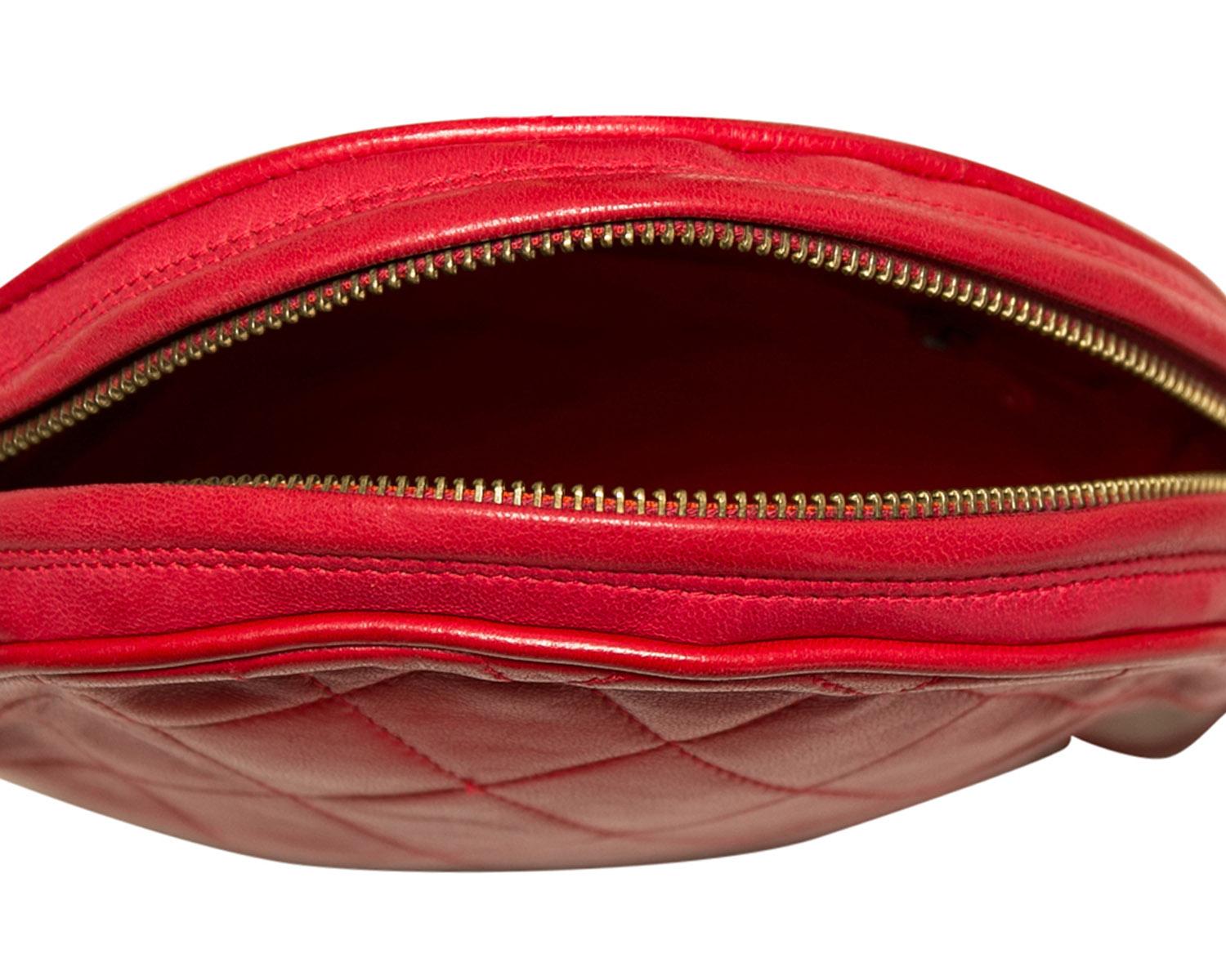 Designed to last, this beautiful bag from Chanel can elevate the look of your apparel in no time. Comfortable and easy to carry, this leather creation is simply a must-have for your wardrobe upgrade. It is crafted into a round shape and features the