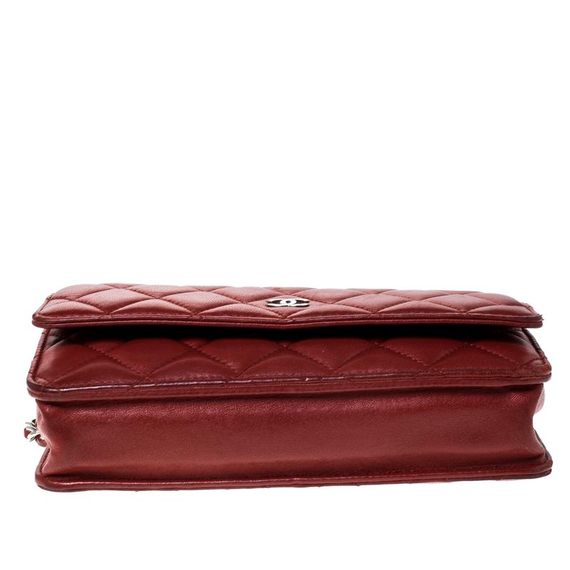 Chanel Red Quilted Leather WOC Chain Clutch Bag 4