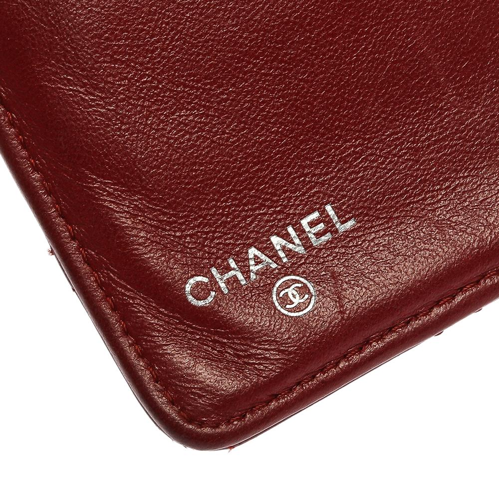 Chanel Red Quilted Leather Yen Continental Wallet In Good Condition In Dubai, Al Qouz 2