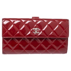 Chanel Red Quilted Patent Leather CC Brilliant Wallet