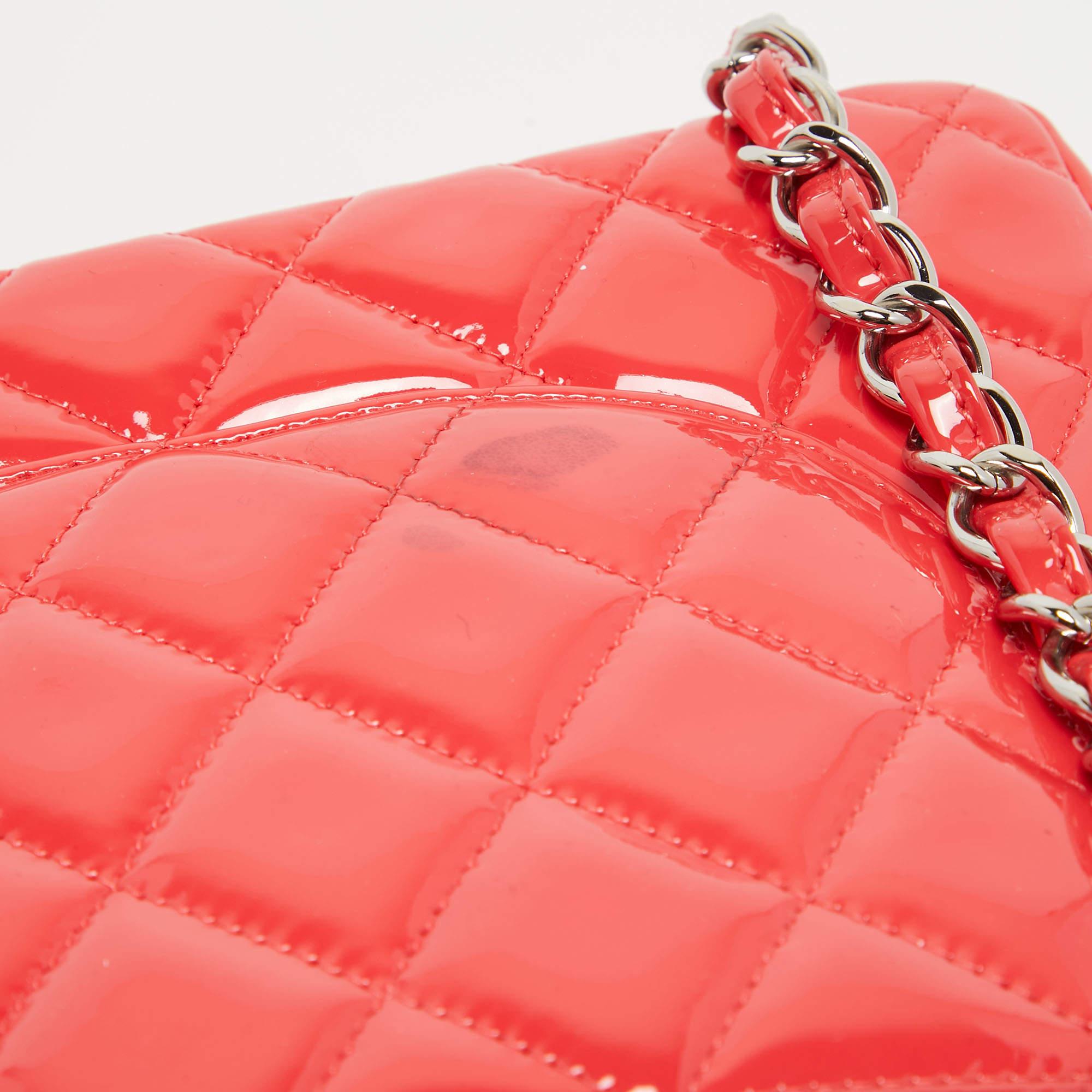 Chanel Red Quilted Patent Leather Jumbo Classic Double Flap Bag 6
