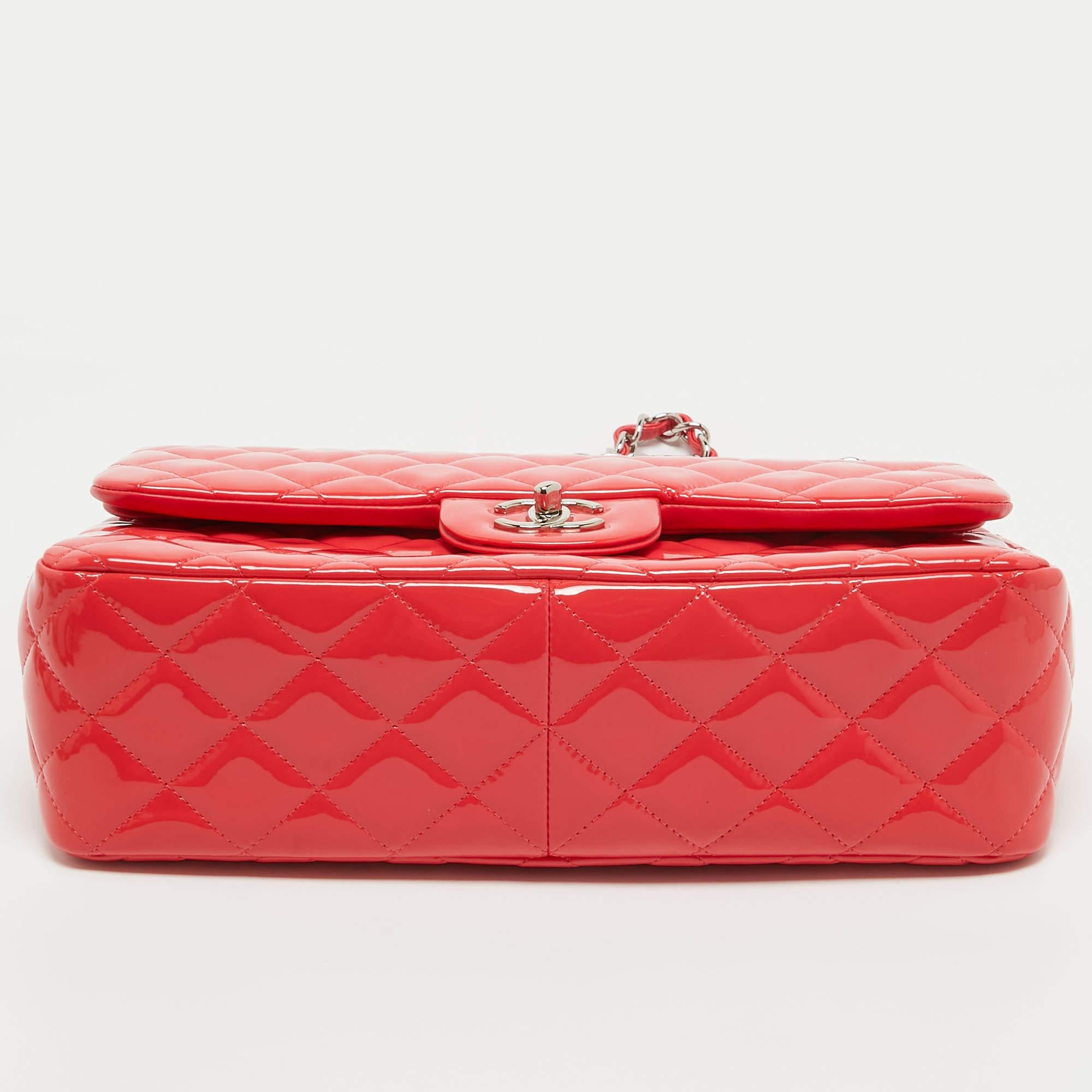 Chanel Red Quilted Patent Leather Jumbo Classic Double Flap Bag 3