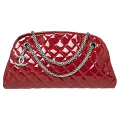Chanel Rote gesteppte Just Mademoiselle Bowler-Tasche aus Lackleder