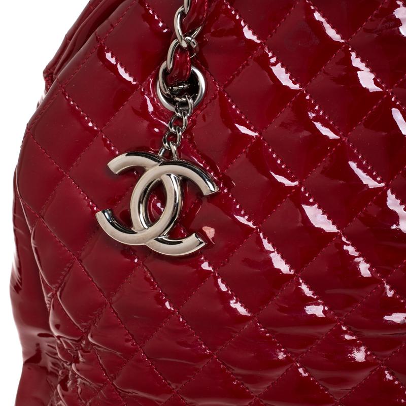 Chanel Red Quilted Patent Leather Large Just Mademoiselle Bowler Bag In Fair Condition In Dubai, Al Qouz 2