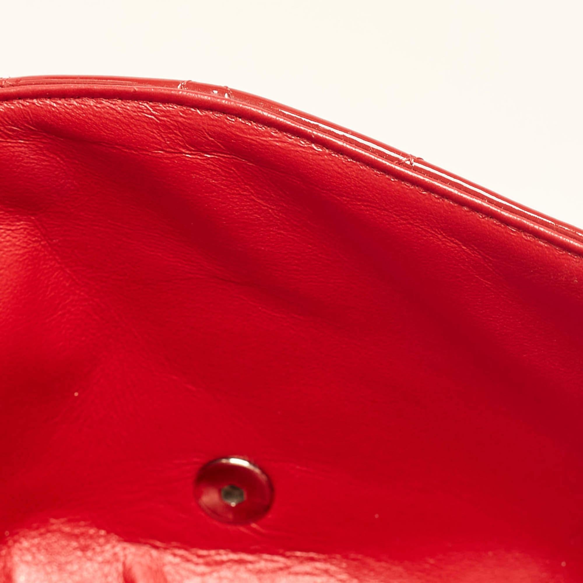 Chanel Red Quilted Patent Leather Maxi Classic Double Flap Bag For Sale 2