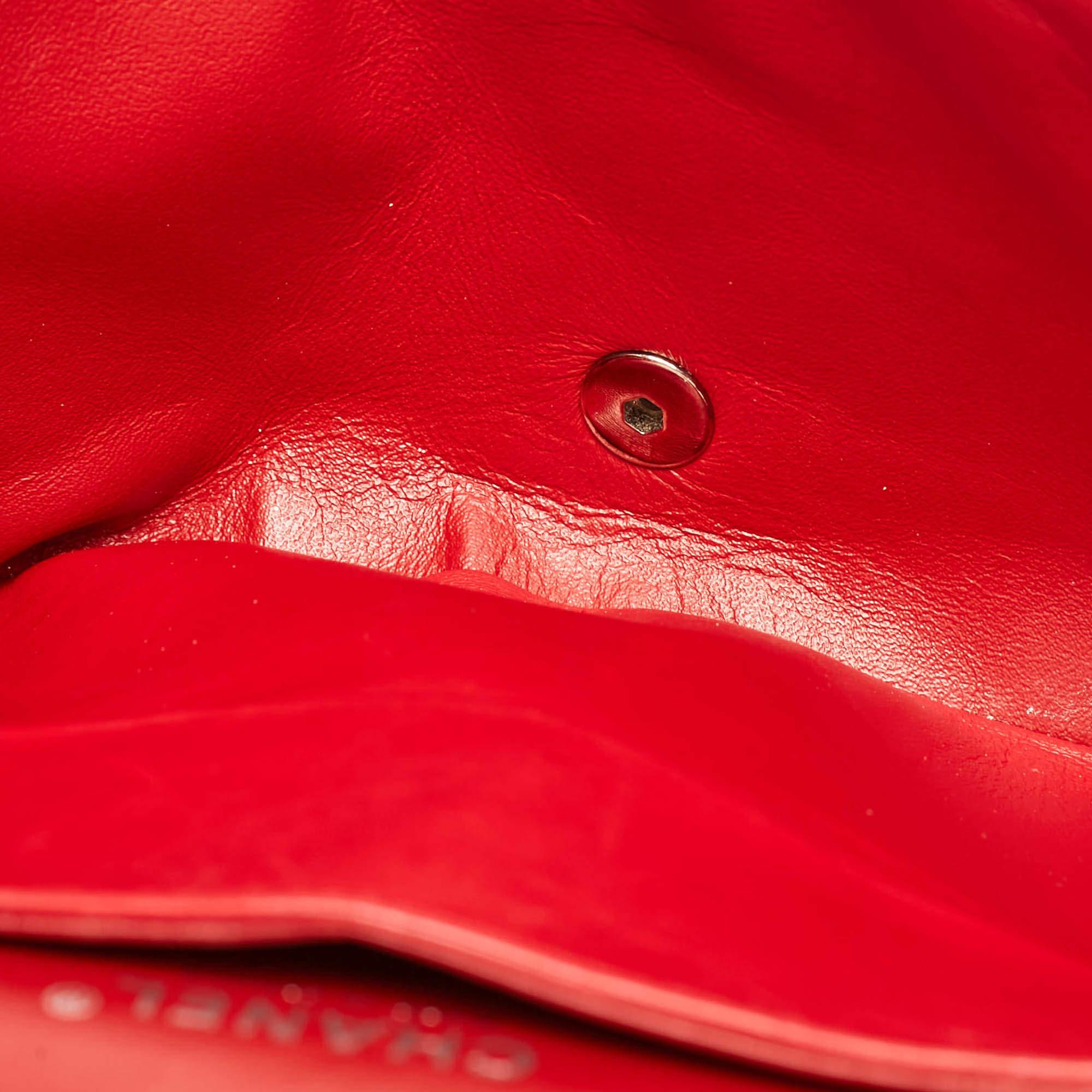 Chanel Red Quilted Patent Leather Maxi Classic Double Flap Bag For Sale 3