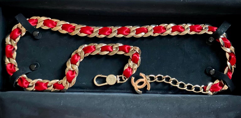 CHANEL Red Satin Braid Signature Woven Chain Link CC Logo Belt For Sale 1