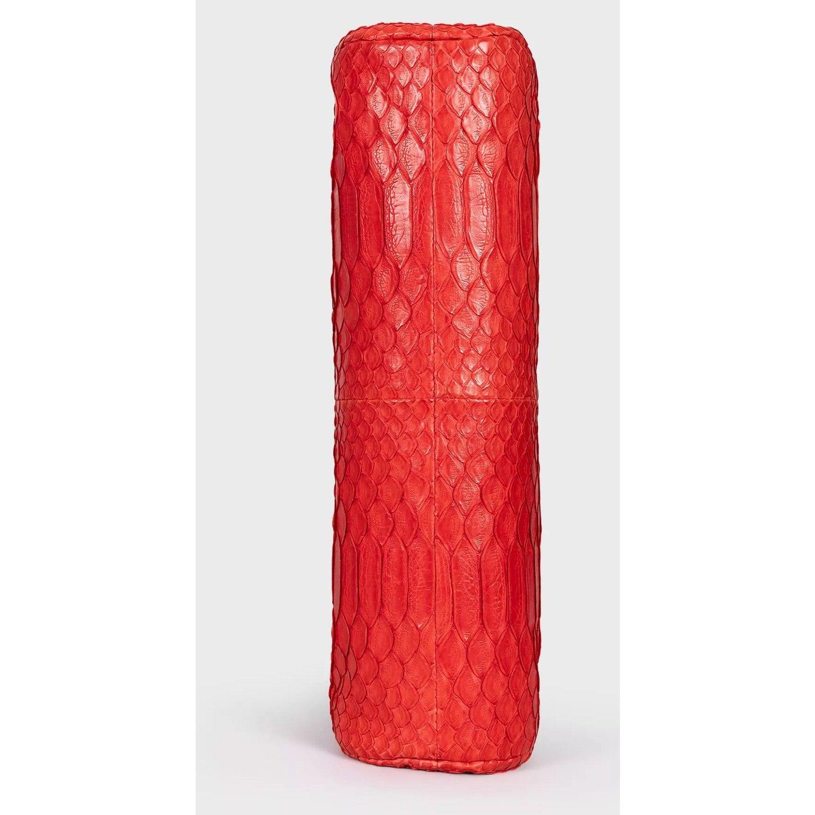 Chanel Red Snakeskin Silver Hardware Clutch Bag im Zustand „Hervorragend“ im Angebot in Krakow, PL