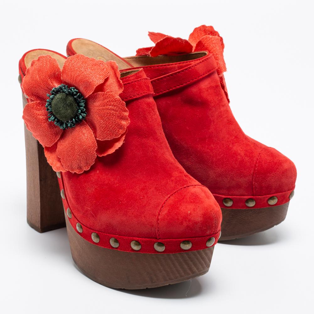 chanel clogs red
