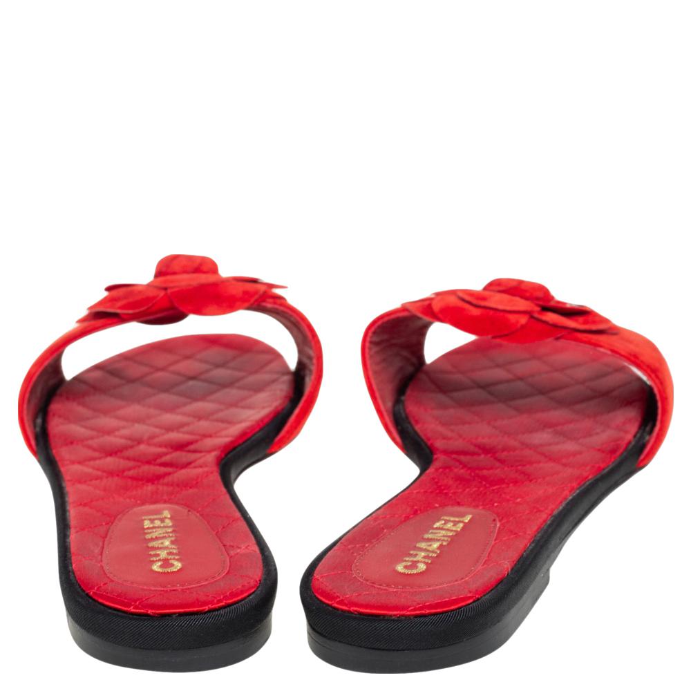 chanel sandals red
