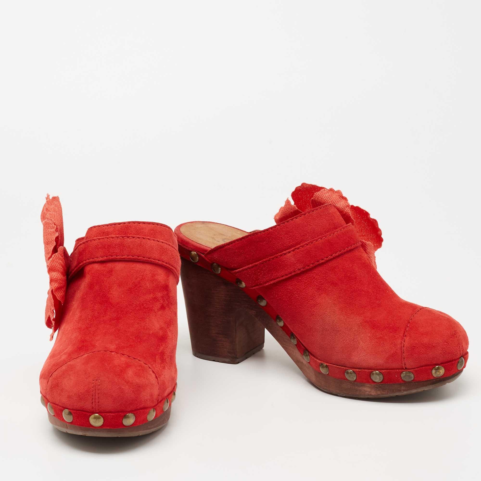 chanel clogs red