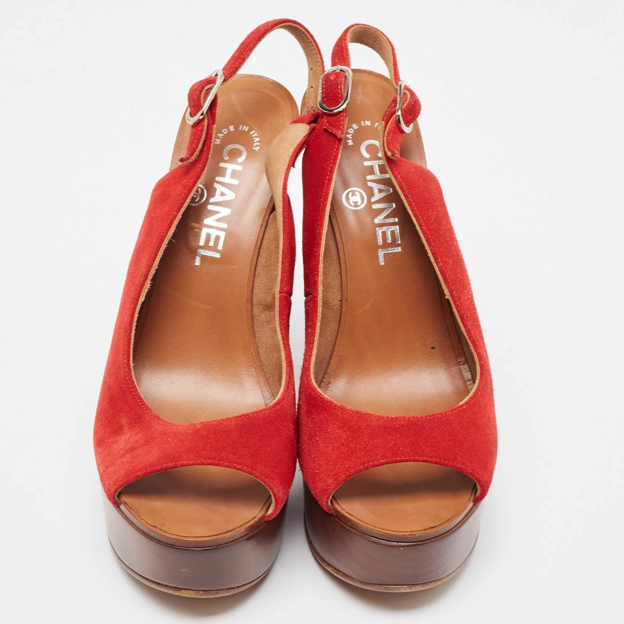 Make a statement with these Chanel pumps for women. Impeccably crafted, these chic heels offer both fashion and comfort, elevating your look with each graceful step.

Includes: Original Dustbag

