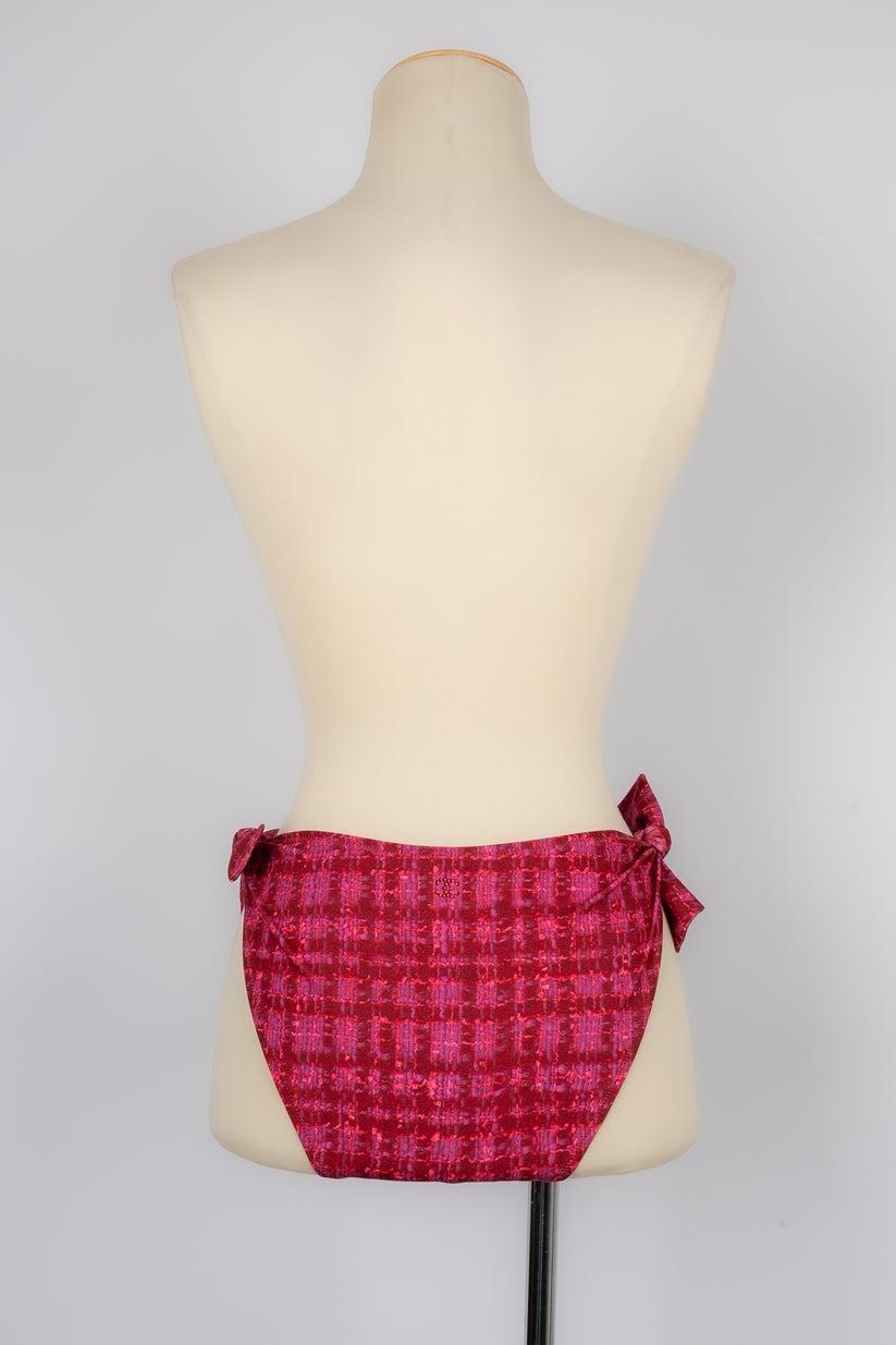 Chanel Red-Tone Bikini Bottom In Excellent Condition For Sale In SAINT-OUEN-SUR-SEINE, FR
