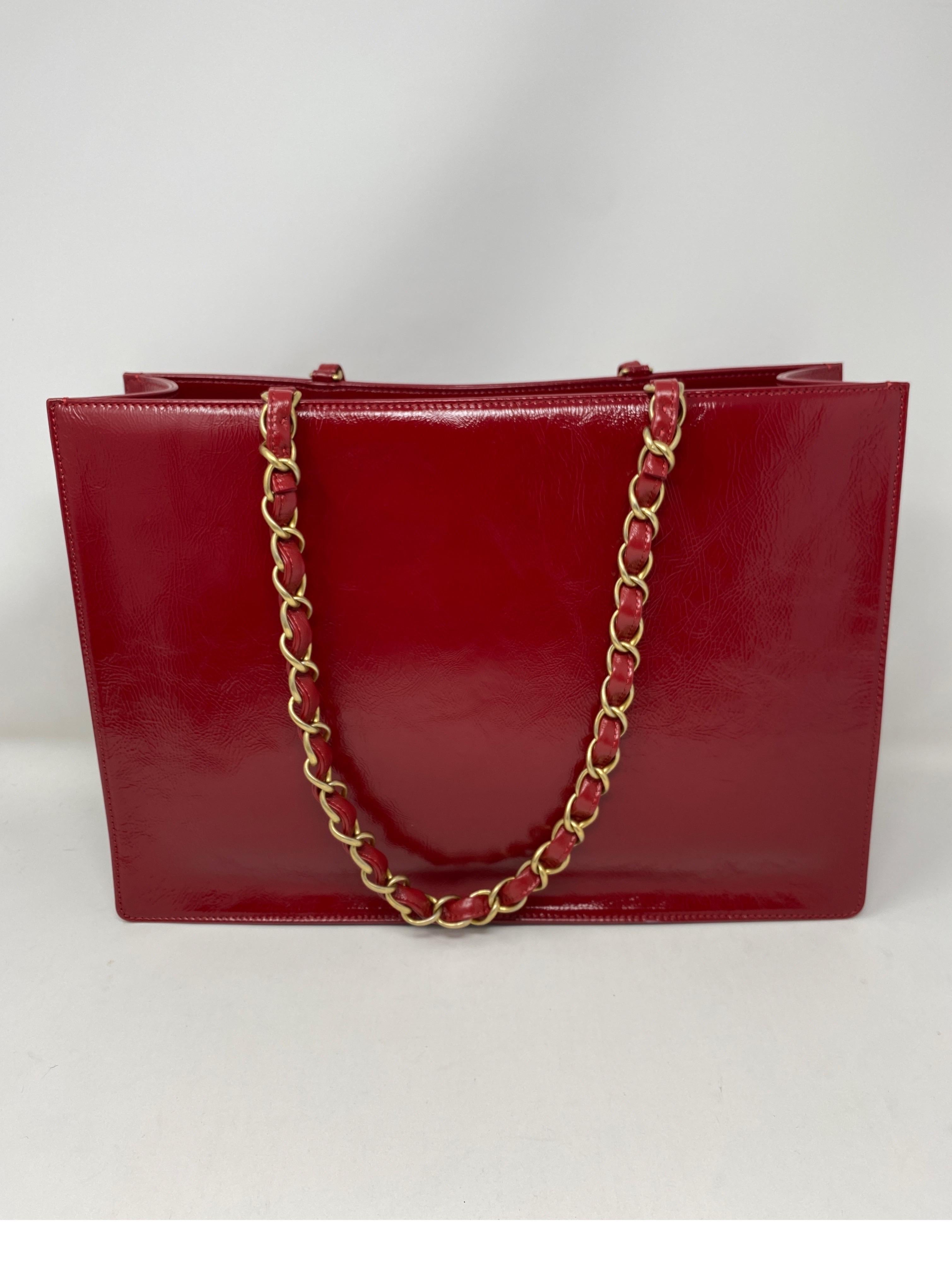 Chanel Red Tote  In New Condition In Athens, GA