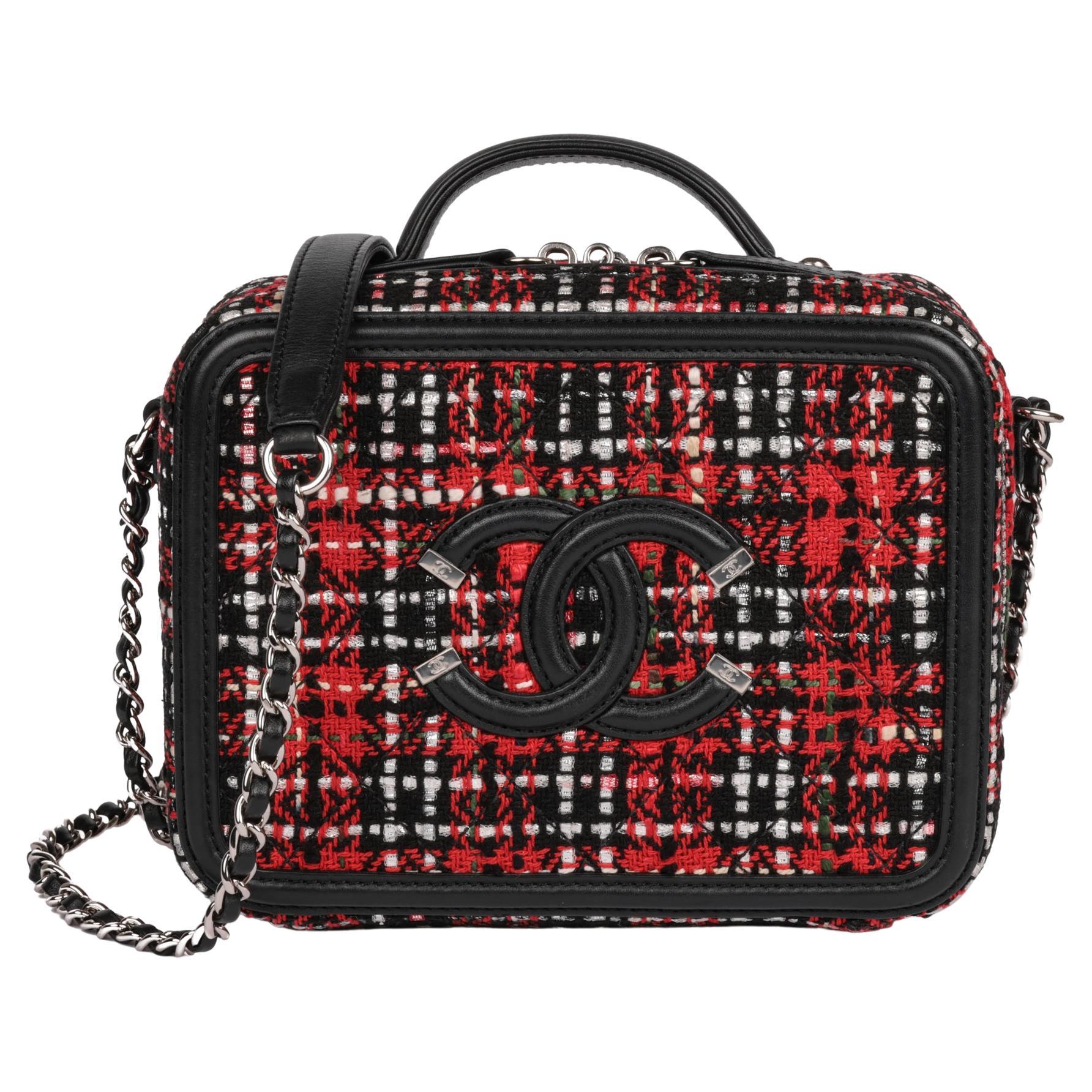 Chanel Vanity Case Red - 12 For Sale on 1stDibs