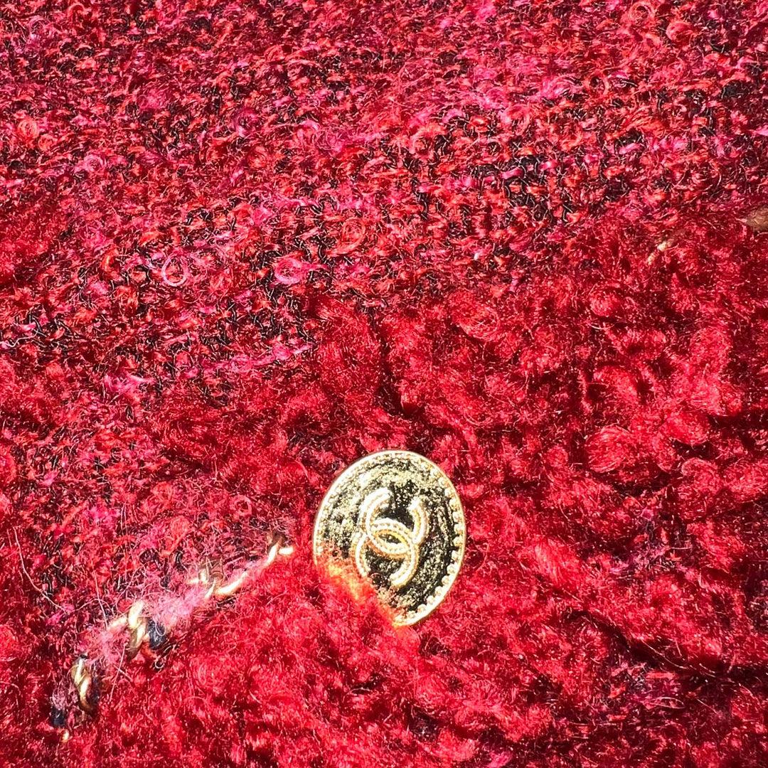 Women's or Men's Chanel Red Tweed Fringed Clutch Bag In Gold Hardware For Sale