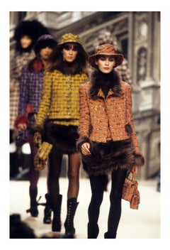 Chanel Red Velvet Tweed Skirt With Black Faux Fur 1994