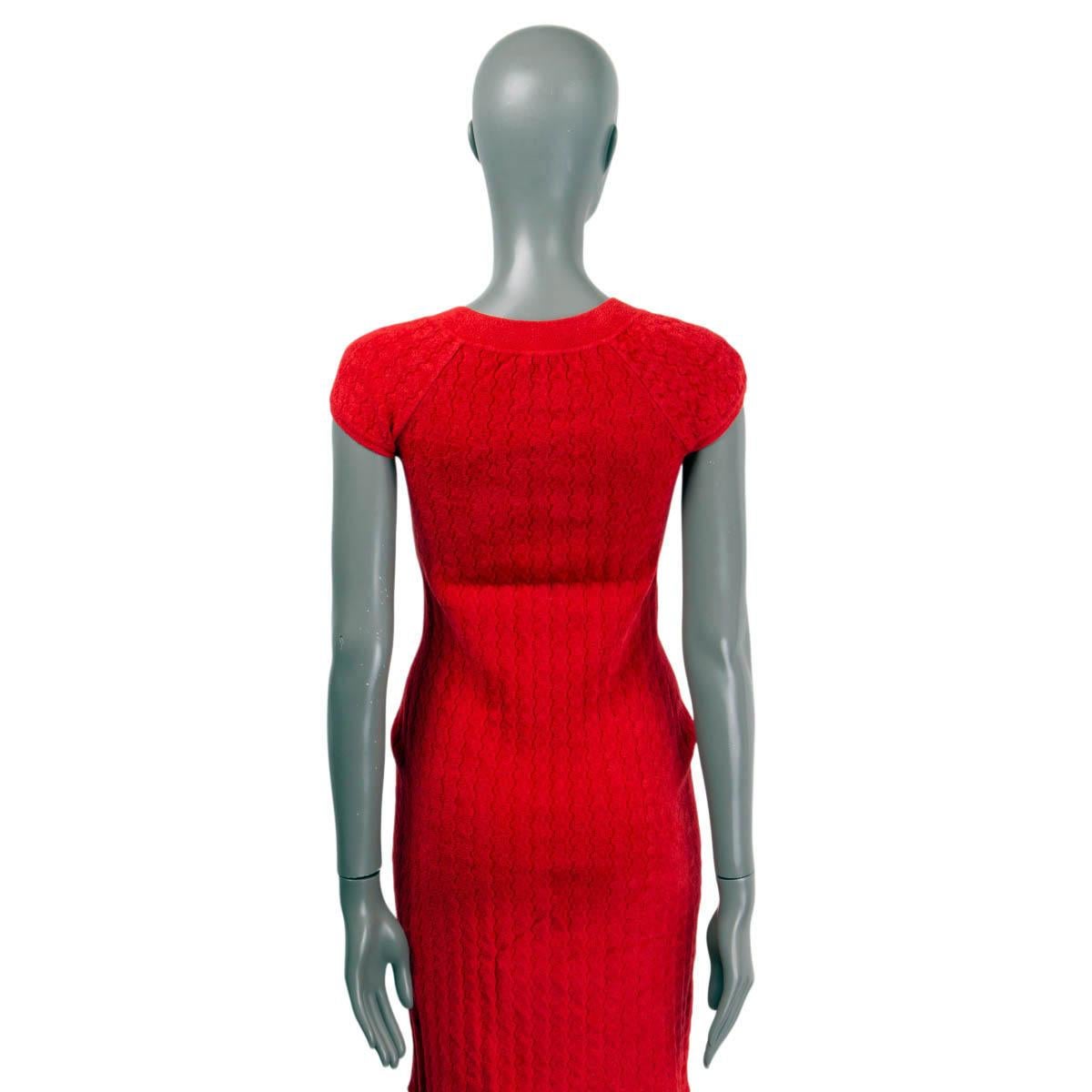 CHANEL red viscose 2010 10A SHANGHAI KNIT Dress 36 XS For Sale 1