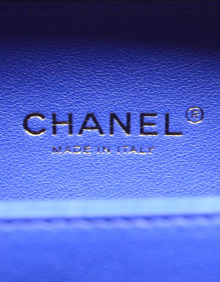 Chanel Red/White/Blue Caviar Quilted Small CC Filigree Vanity Case ...