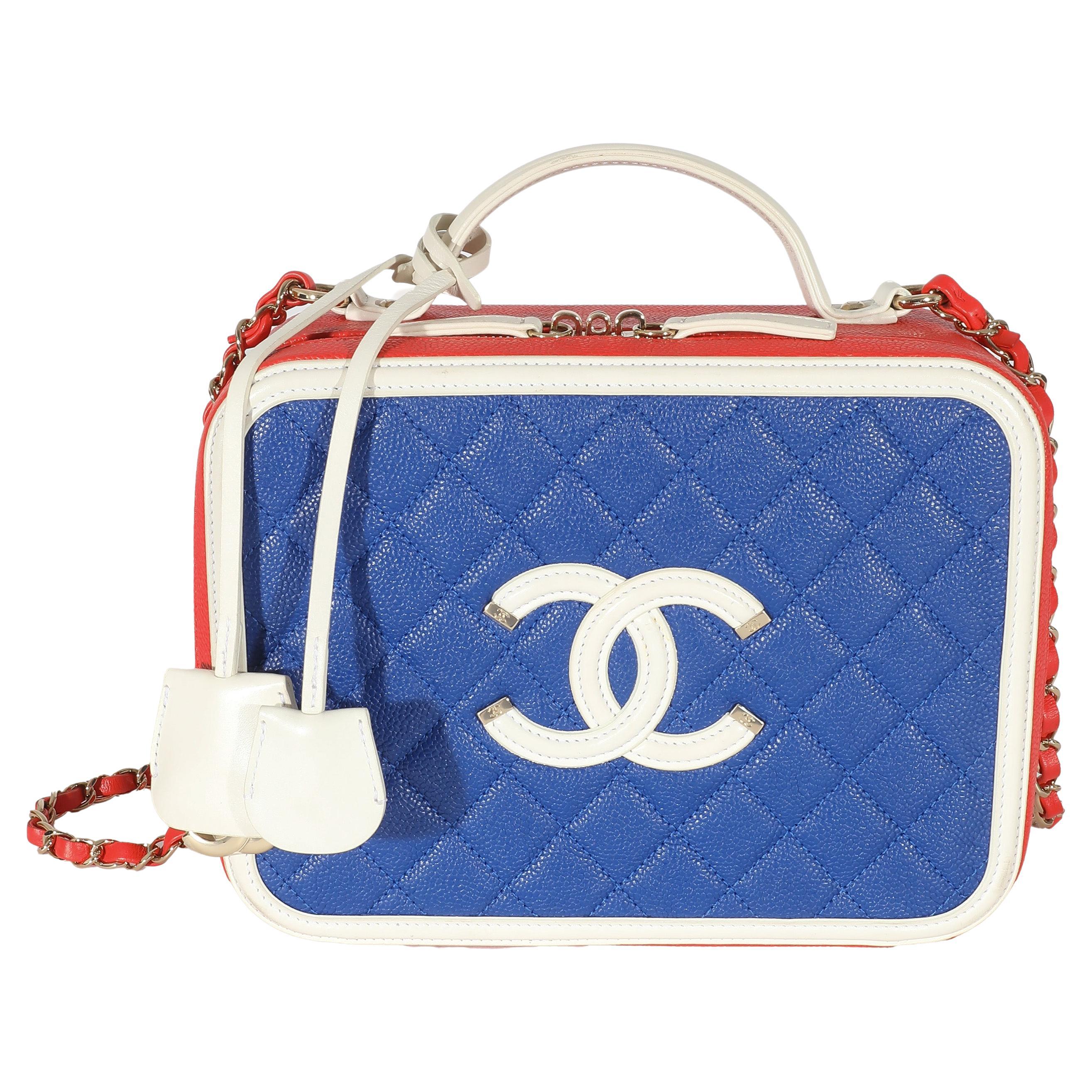 Chanel Vanity Bags - 98 For Sale on 1stDibs