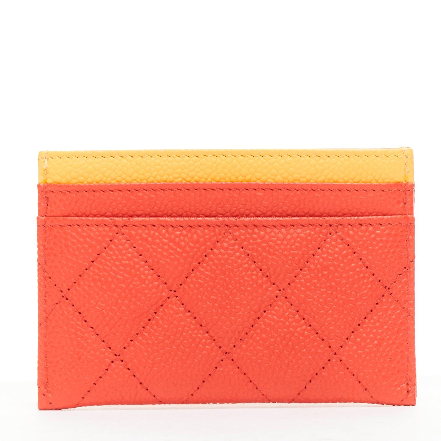CHANEL red yellow green tricolor caviar leather filigree CC logo carhdolder
Reference: AAWC/A00940
Brand: Chanel
Material: Leather
Color: Red, Yellow
Pattern: Logomania
Lining: Red Fabric
Extra Details: CHANEL Caviar Quilted Filigree Card Holder in