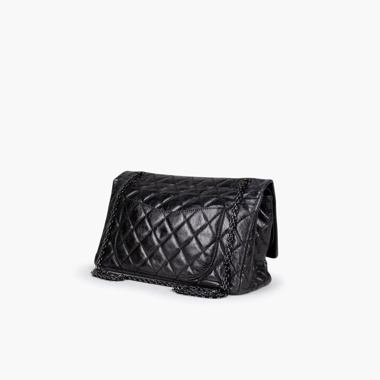 Chanel Reissue 227 Double Flap Bag In Good Condition For Sale In Sundbyberg, SE