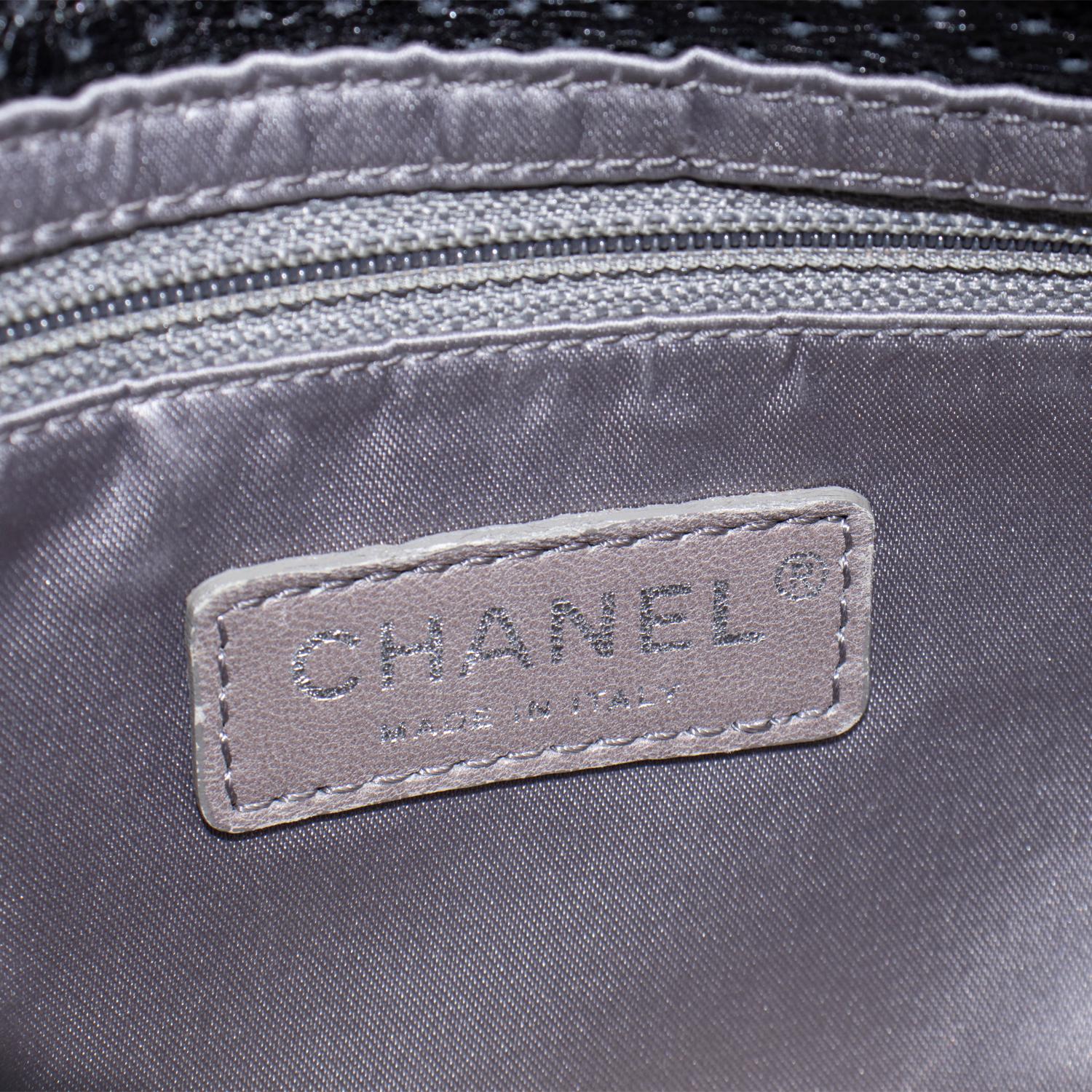 Chanel Reissue 2.55 226 Single Flap Bag 6