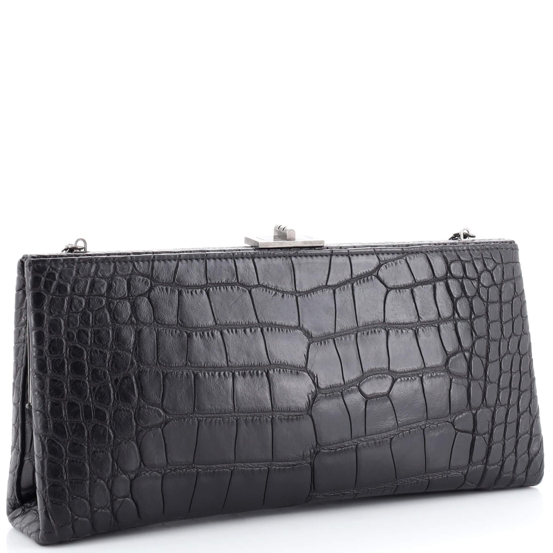 Chanel Reissue 2.55 Box Chain Clutch Crocodile Long In Good Condition For Sale In NY, NY
