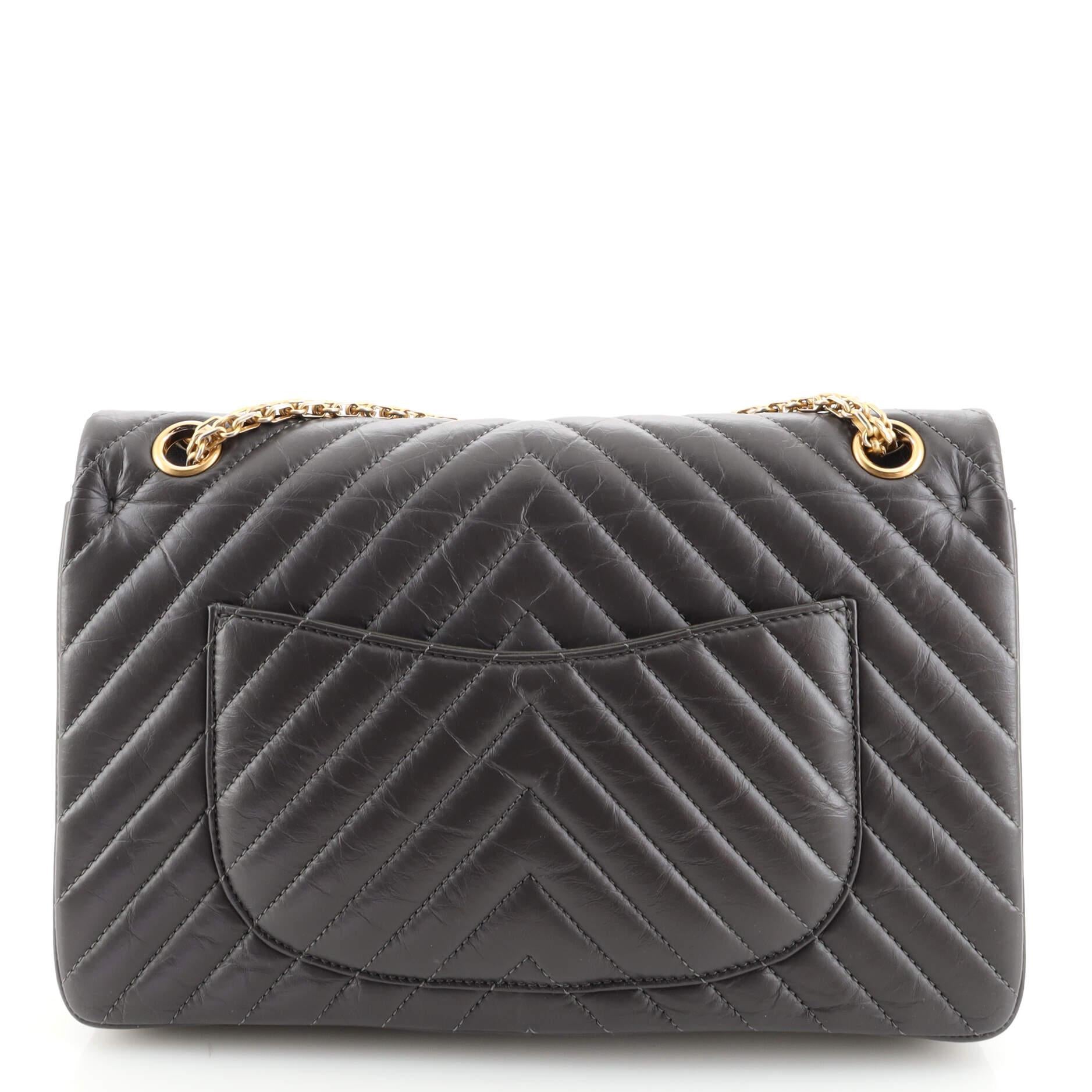 Chanel Reissue 2.55 Flap Bag Chevron Aged Calfskin 225 In Good Condition In NY, NY