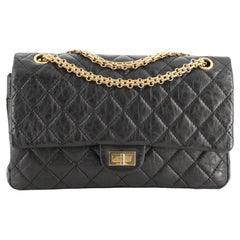 Chanel Reissue 2.55 Klappentasche aus gestepptem gealtertem Kalbsleder 226