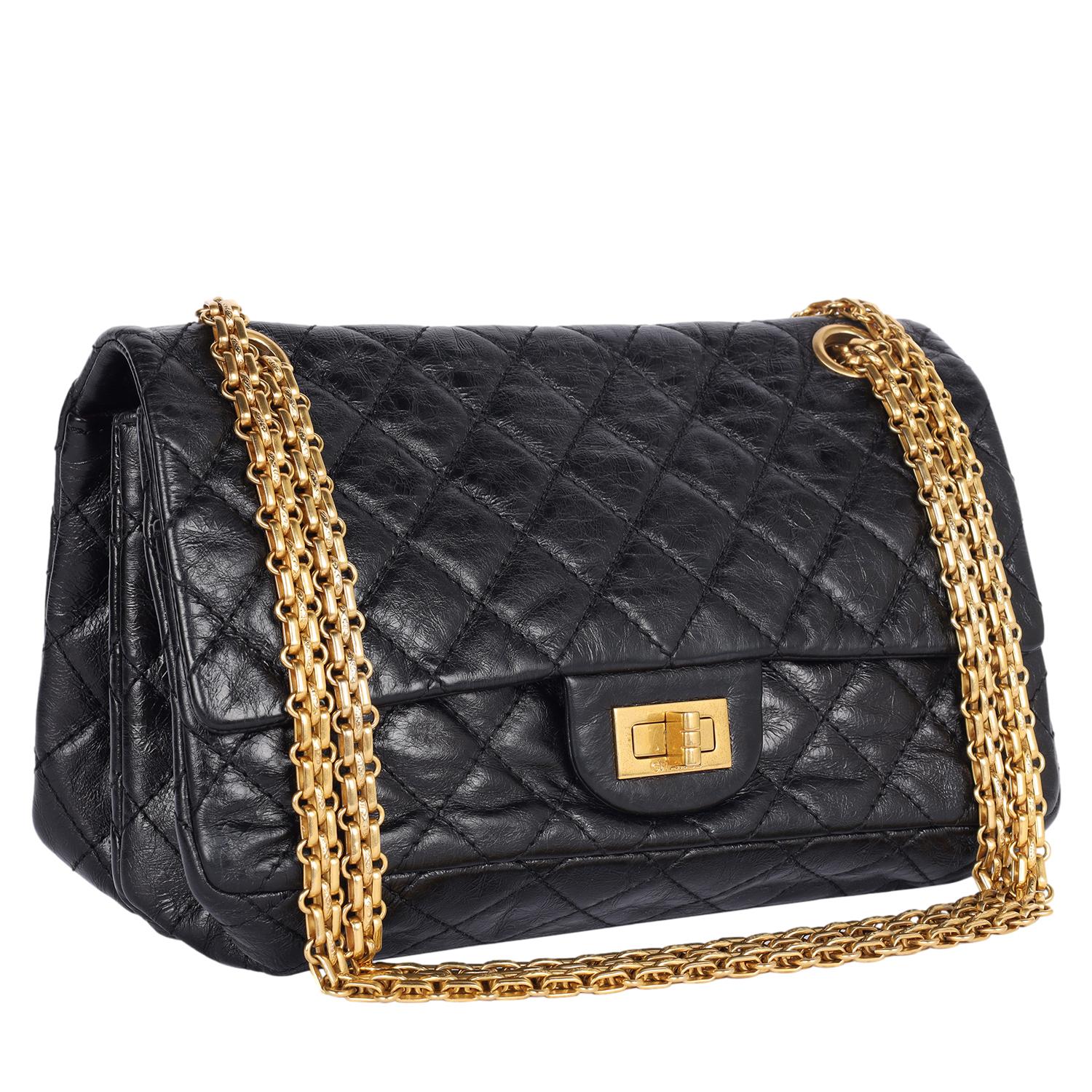 CHANEL Reissue 2.55 Klappentasche Gesteppt Gealtertes Kalbsleder Schwarz im Zustand „Gut“ im Angebot in Salt Lake Cty, UT