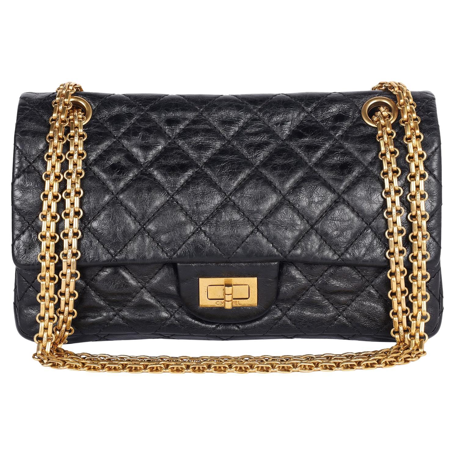 CHANEL Reissue 2.55 Klappentasche Gesteppt Gealtertes Kalbsleder Schwarz