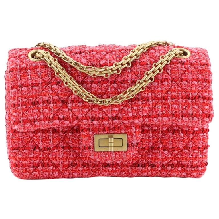 Mini Chanel bag 2.55 Reissue in red quilted leather, Golden Jewelery,  exceptional condition! ref.175712 - Joli Closet