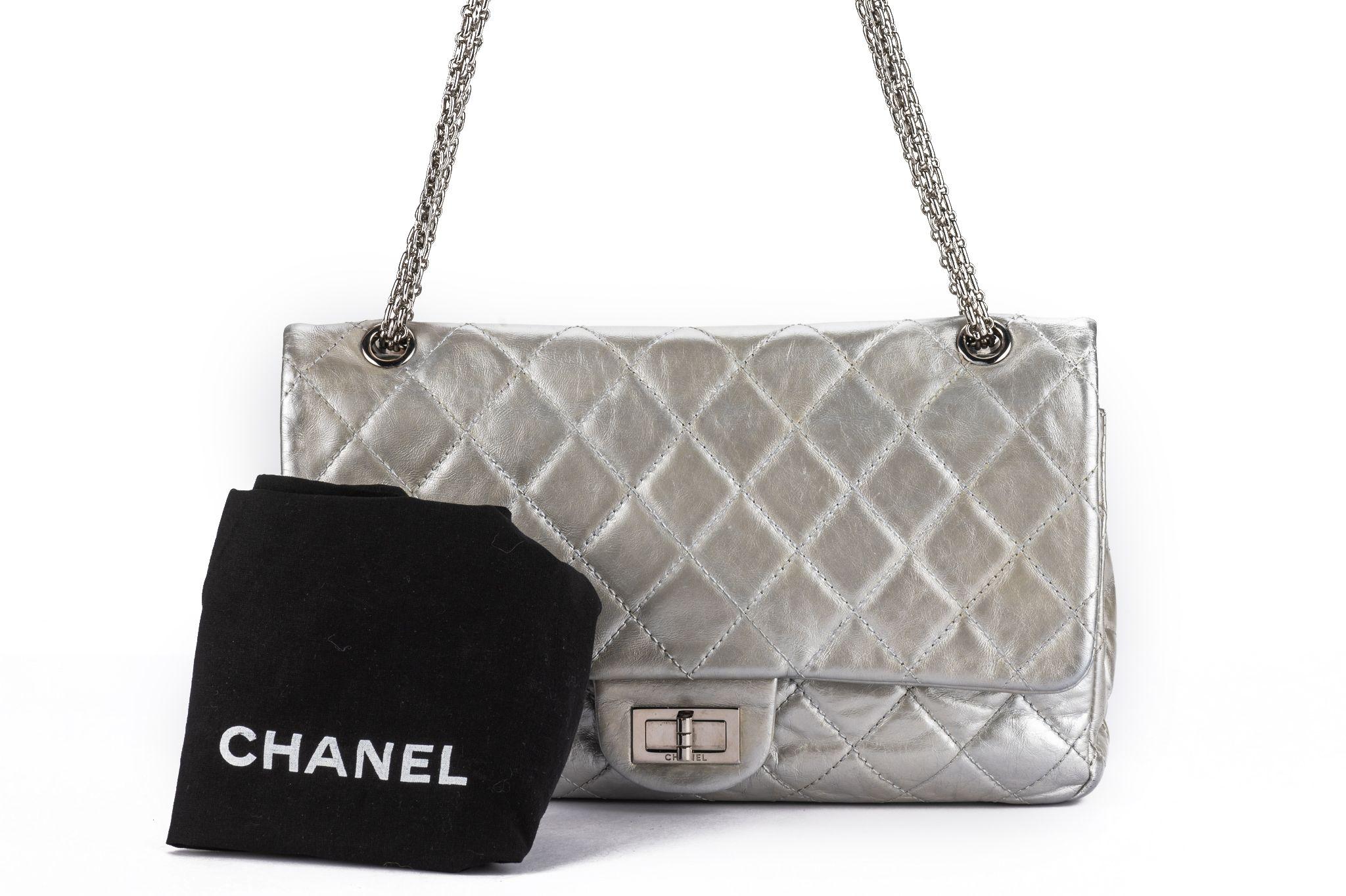 Chanel Reissue Flap Jumbo Silver in vendita 11
