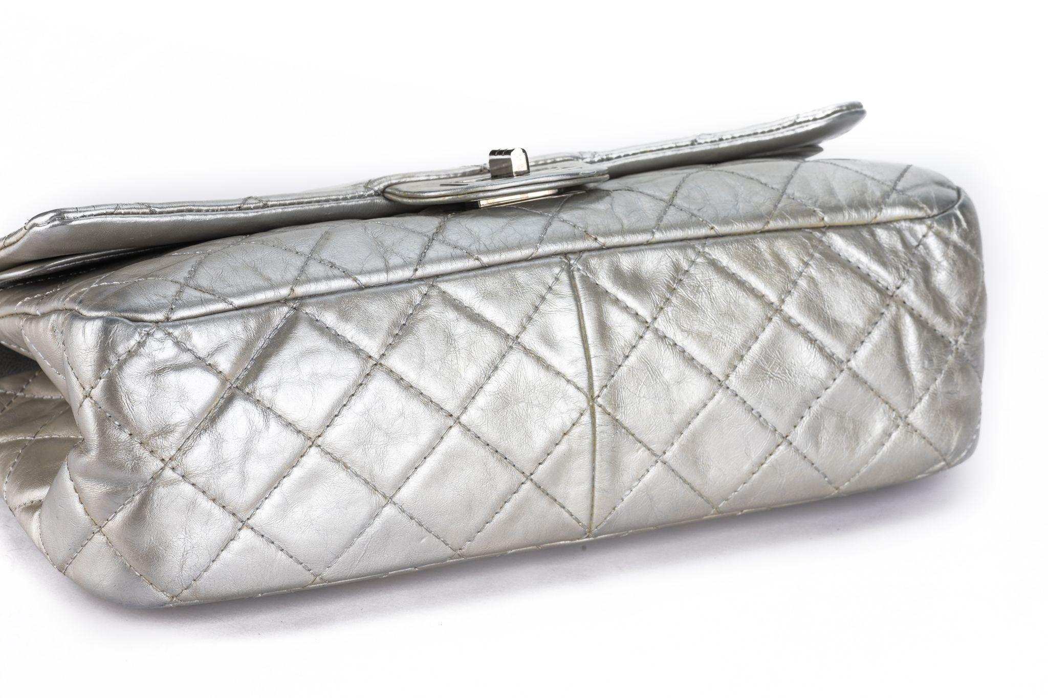 Chanel Reissue Flap Jumbo Silver in vendita 1