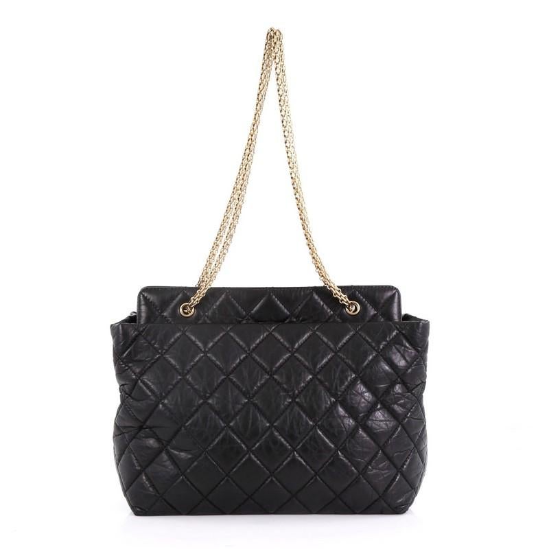 Chanel Reissue Tote Quilted Aged Calfskin Large In Good Condition In NY, NY