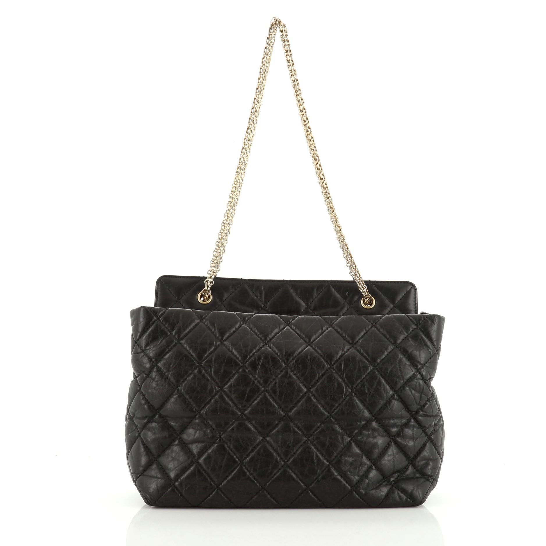 Chanel Reissue Tote Quilted Aged Calfskin Medium, In Good Condition In NY, NY