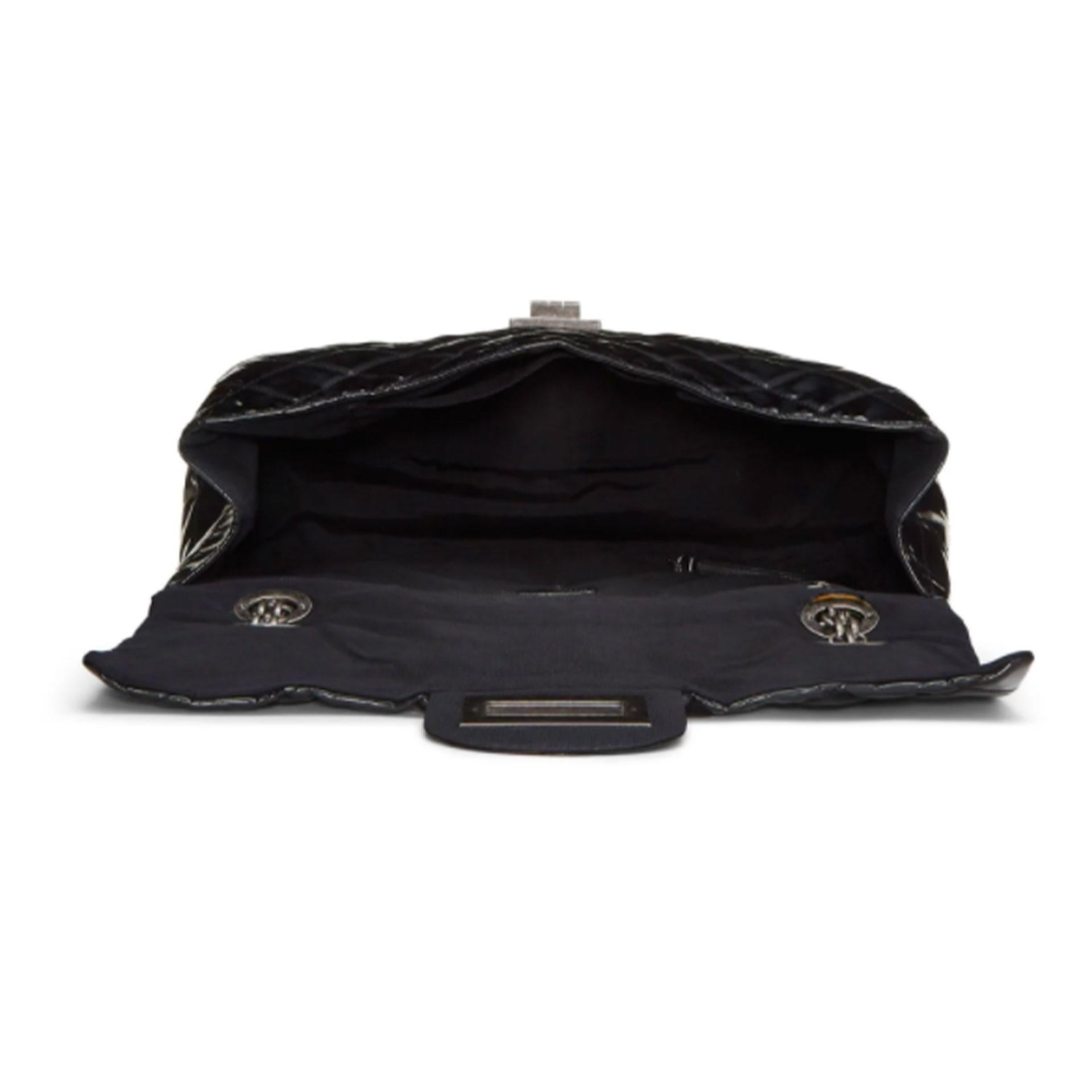 Chanel Reissue XL Black Quilted Patent Leather Shoulder Bag For Sale 2