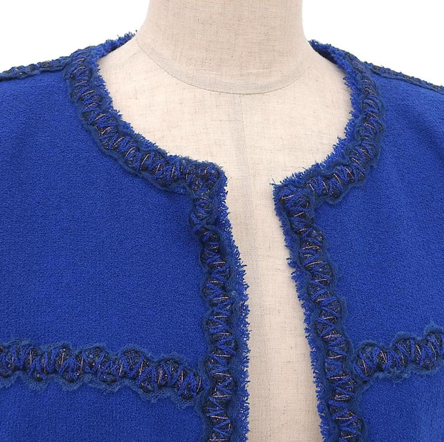 CHANEL Relic París / Mónaco Chaqueta de tweed azul real 36 FR en Excelente estado para la venta en Dubai, AE