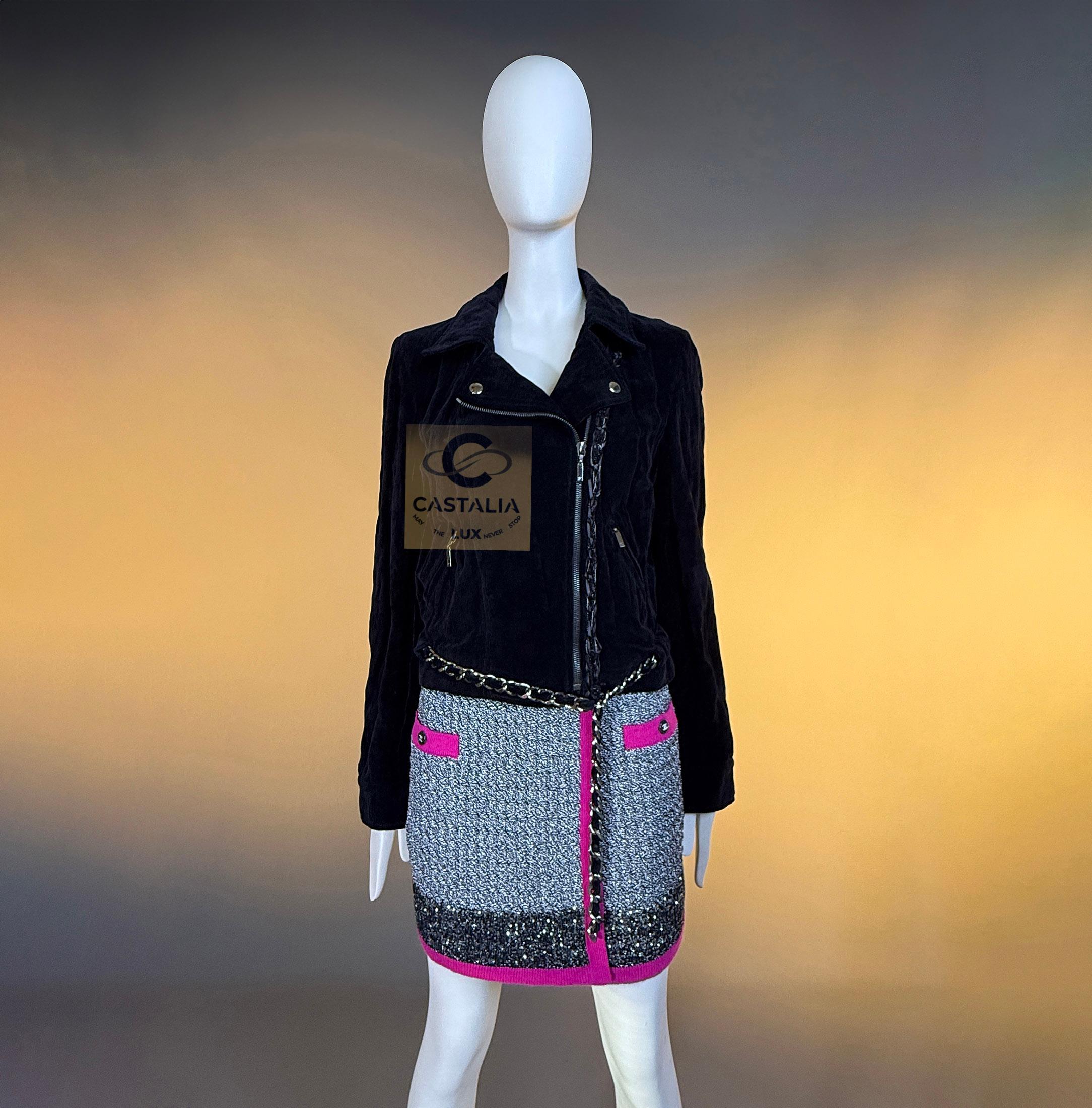 CHANEL Relic Rock'n'Roll Chaqueta motera de terciopelo negro 40 FR Negro en venta