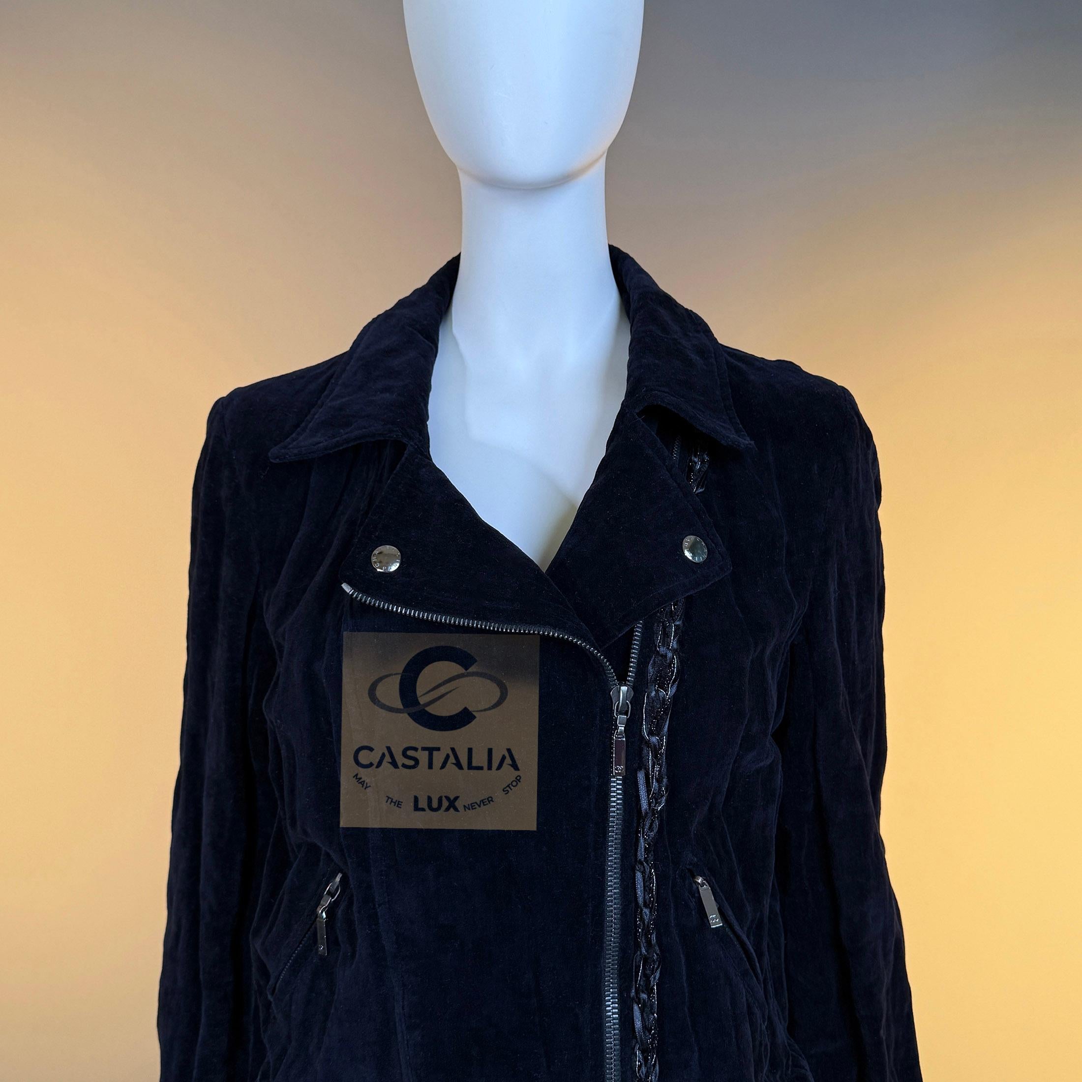 CHANEL Relic Rock'n'Roll Chaqueta motera de terciopelo negro 40 FR en venta 1