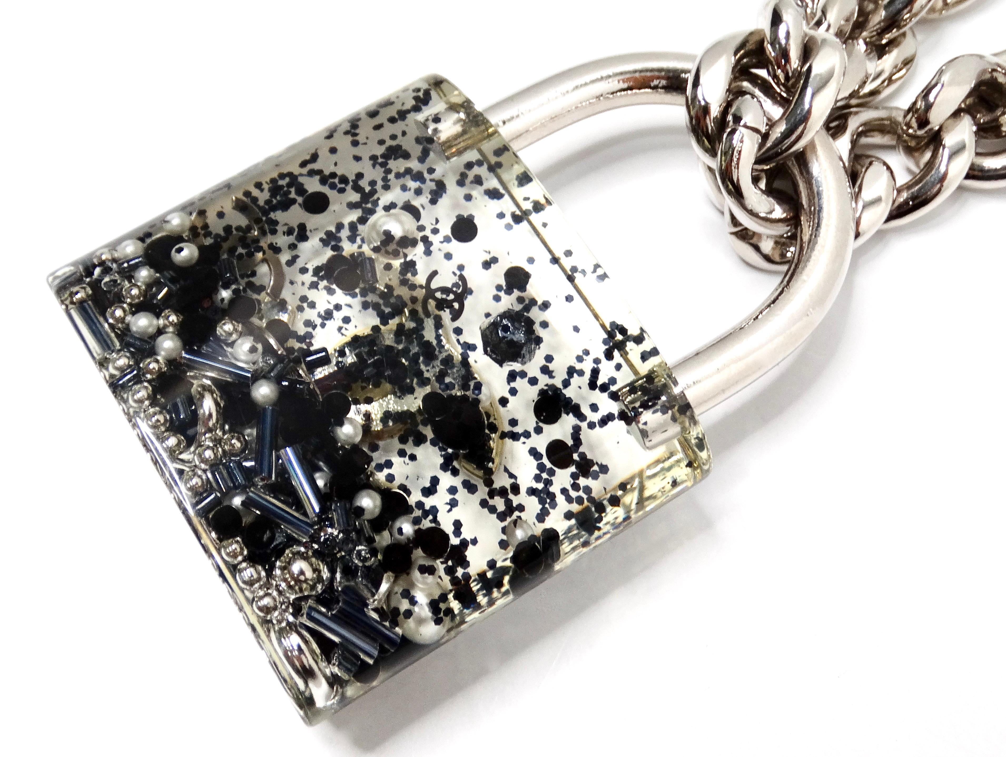 Chanel Resin Interlocking CC Padlock Silver-Tone Chainlink Necklace 2014 For Sale 2
