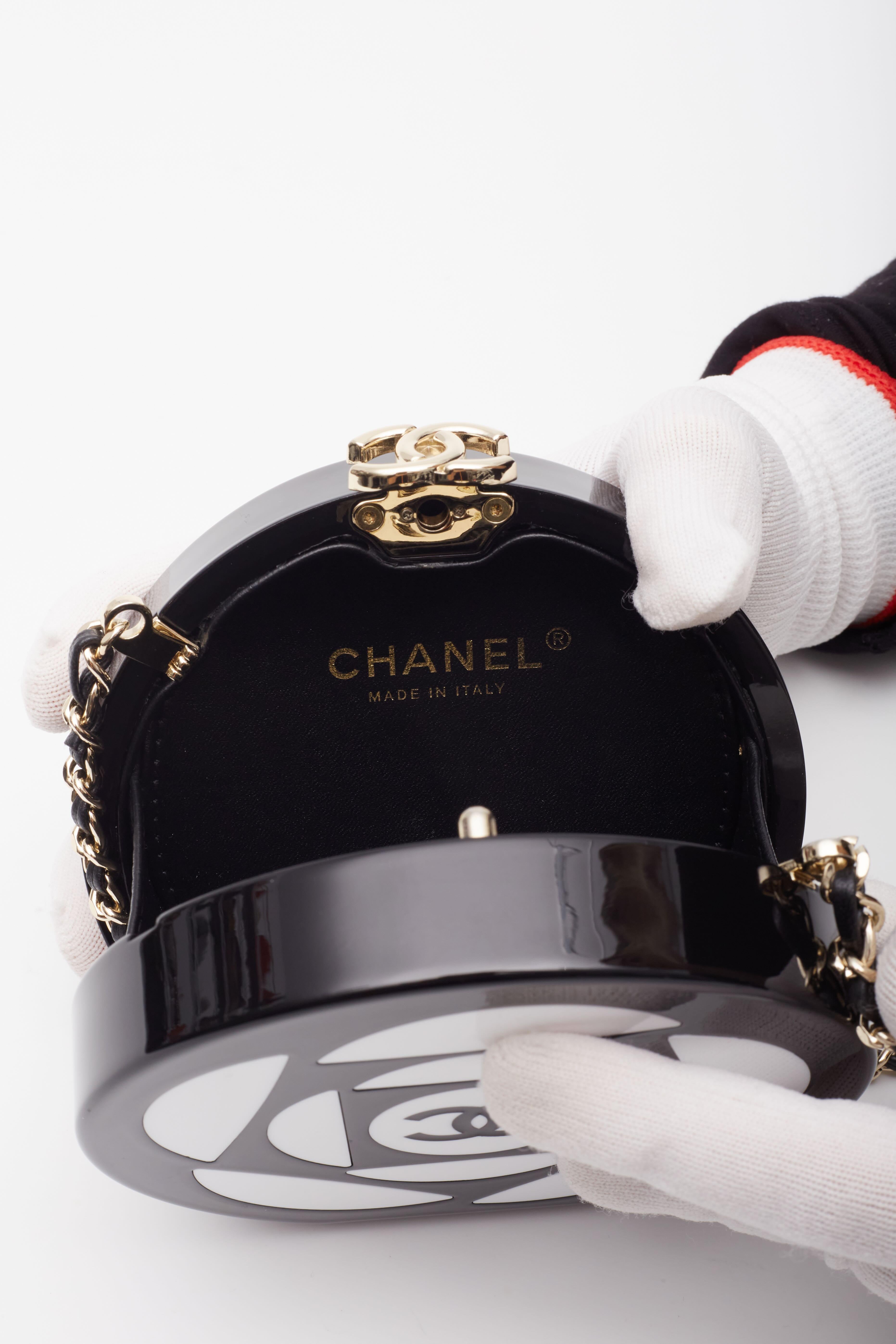 Chanel Resin Plexi Black White CC Camellia Minaudiere Clutch 6