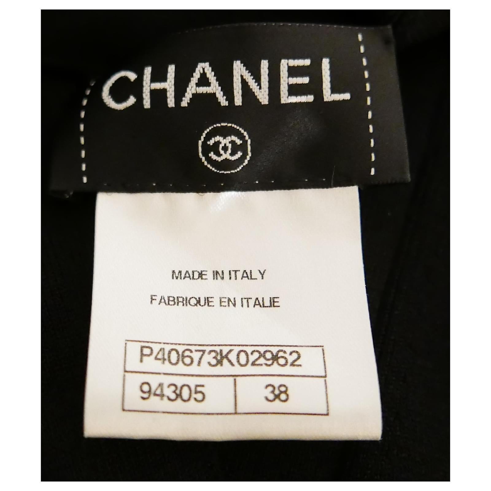 Chanel Resort 2011 - Manteau en maille - Veste noire en vente 1