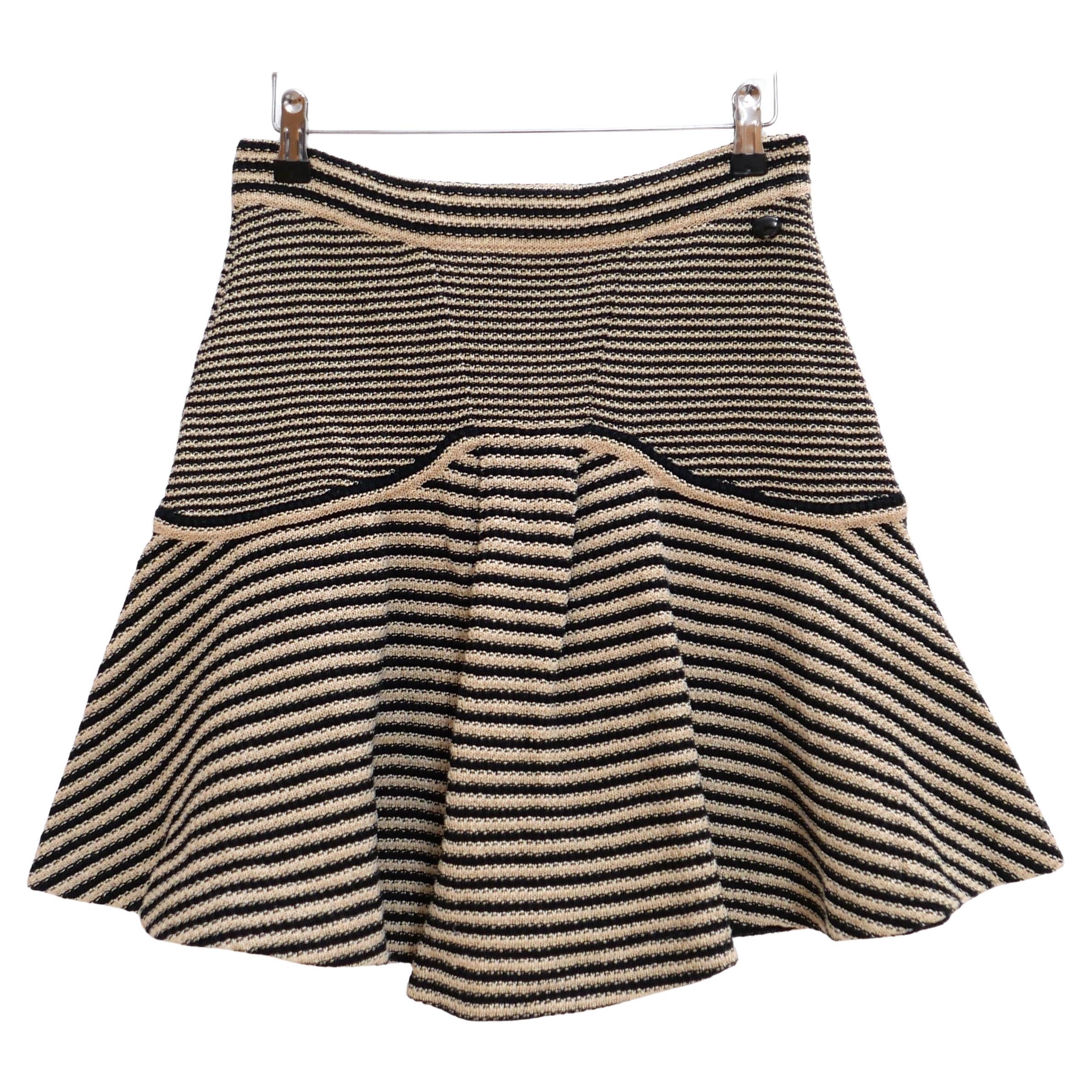 Gonna svasata Chanel Resort 2015 in maglia di carta/cotone/seta