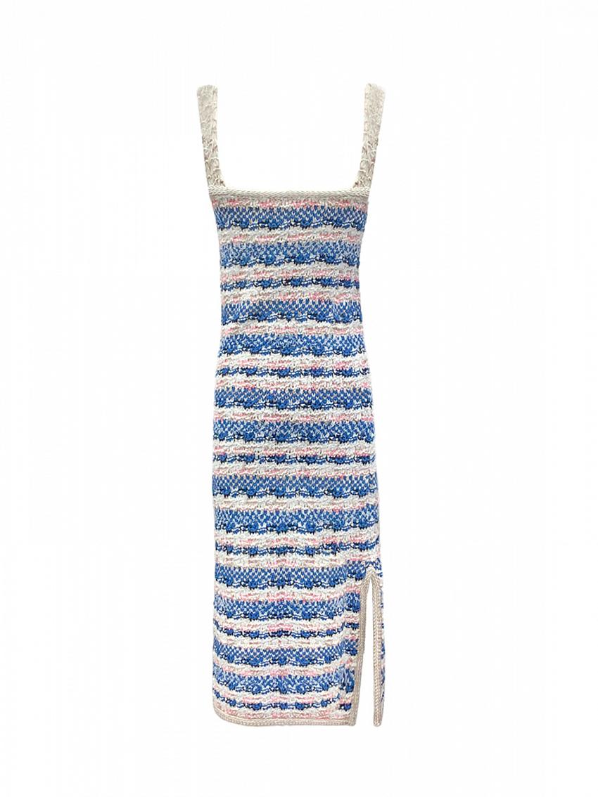 CHANEL

Chanel dress from Resort 2015 collection is made colorful tweed. 

Straight silhouette. Without lining. Decorated on the side with buttons in the form

 of flowers with cabochons.

France

Content:  cotton, wool

Size 36 - S
Bust: 26.7