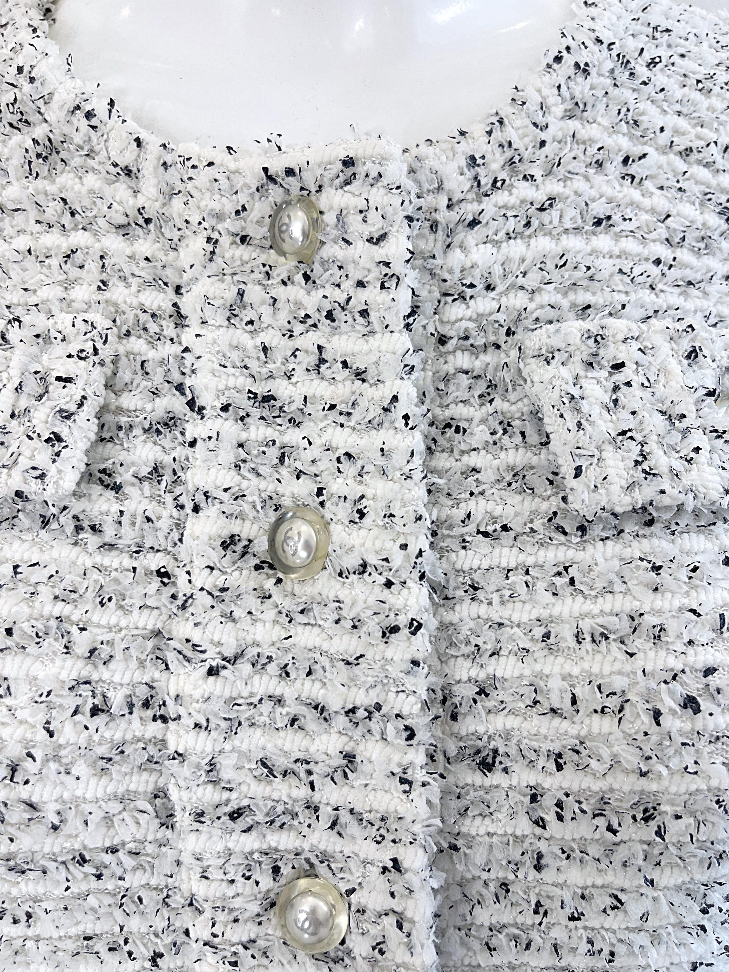 Women's Chanel Resort 2016 White Black Size 42 / 8 CC Pearl Buttons Tunic Jumper Shirt